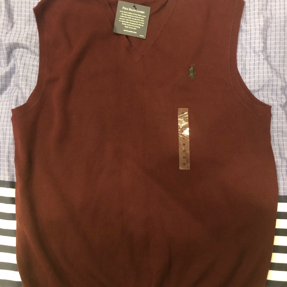 NWT Men’s Sweater Vest Size Medium - Picture 2 of 3